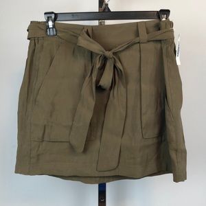 Olive green skirt with tie and deep pockets NWT